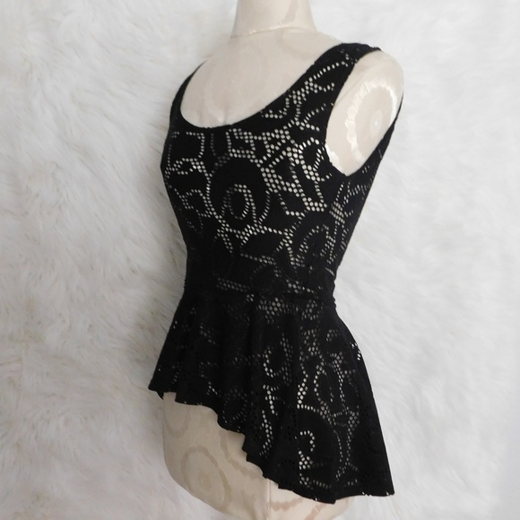 Tops - High Low Lace Peplum